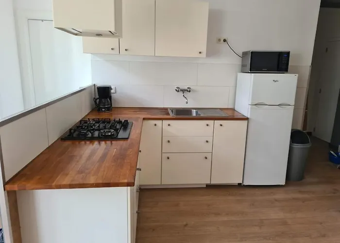 Appartement Avec Parking 50 M De La Mer