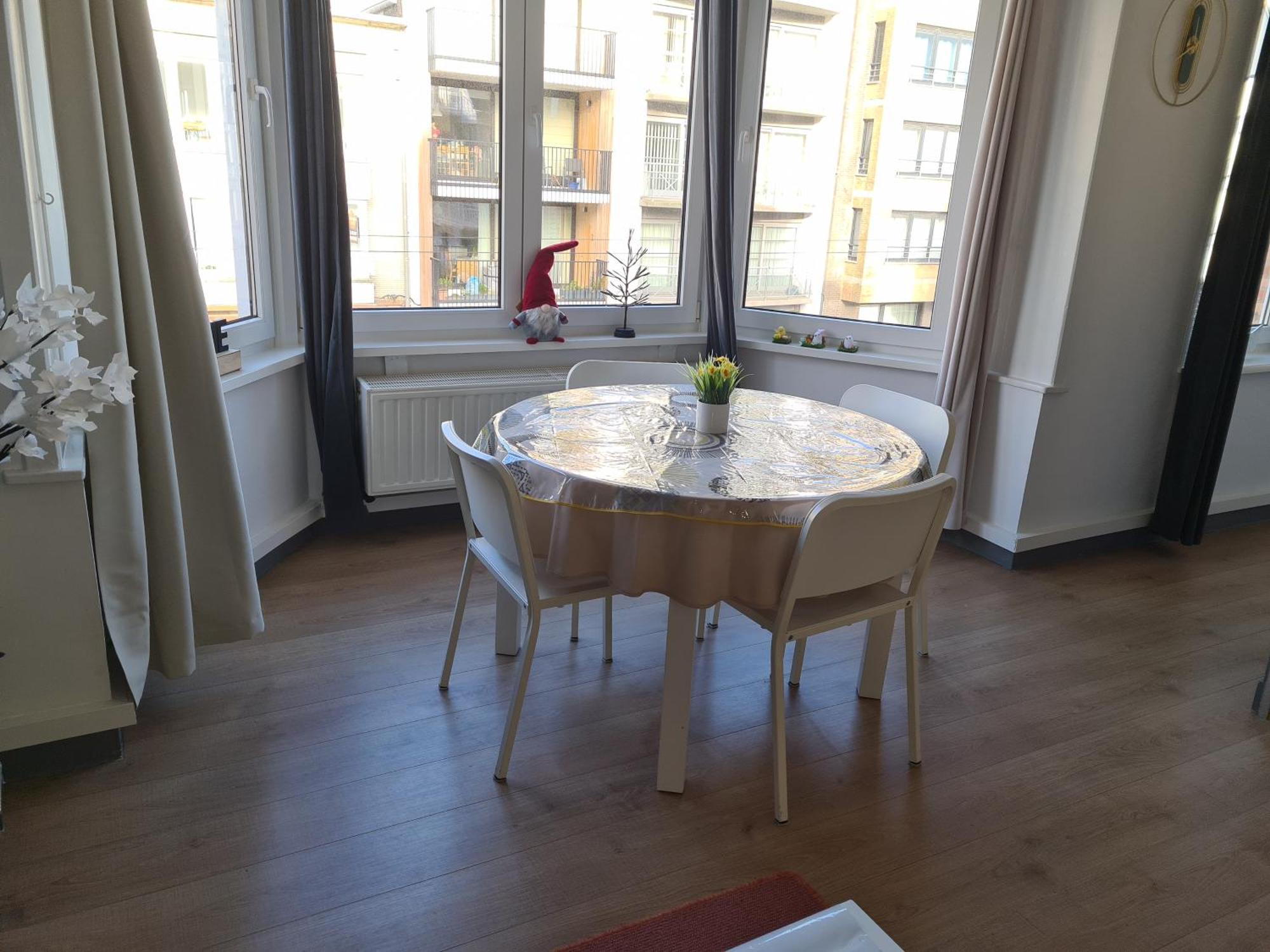 Apartment Avec Parking 50 M De La